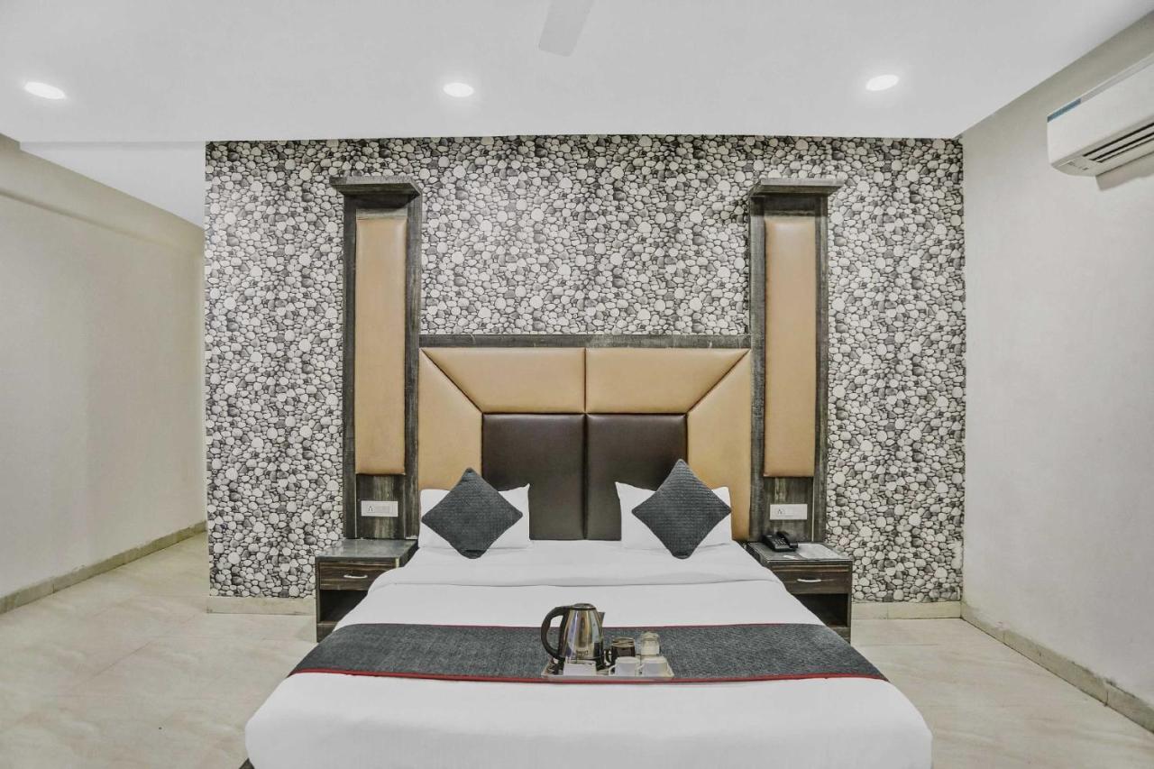Townhouse 22956 Hotel Grand Residency Delhi  Eksteriør billede